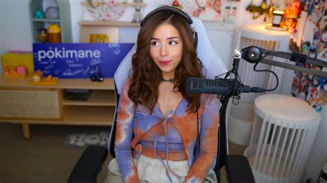 twitch streamer naked|POKIMANE SHOWS HER TITS ON TWITCH LIVE STREAM。